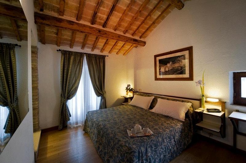 Hotel Il Castello أسيسي المظهر الخارجي الصورة
