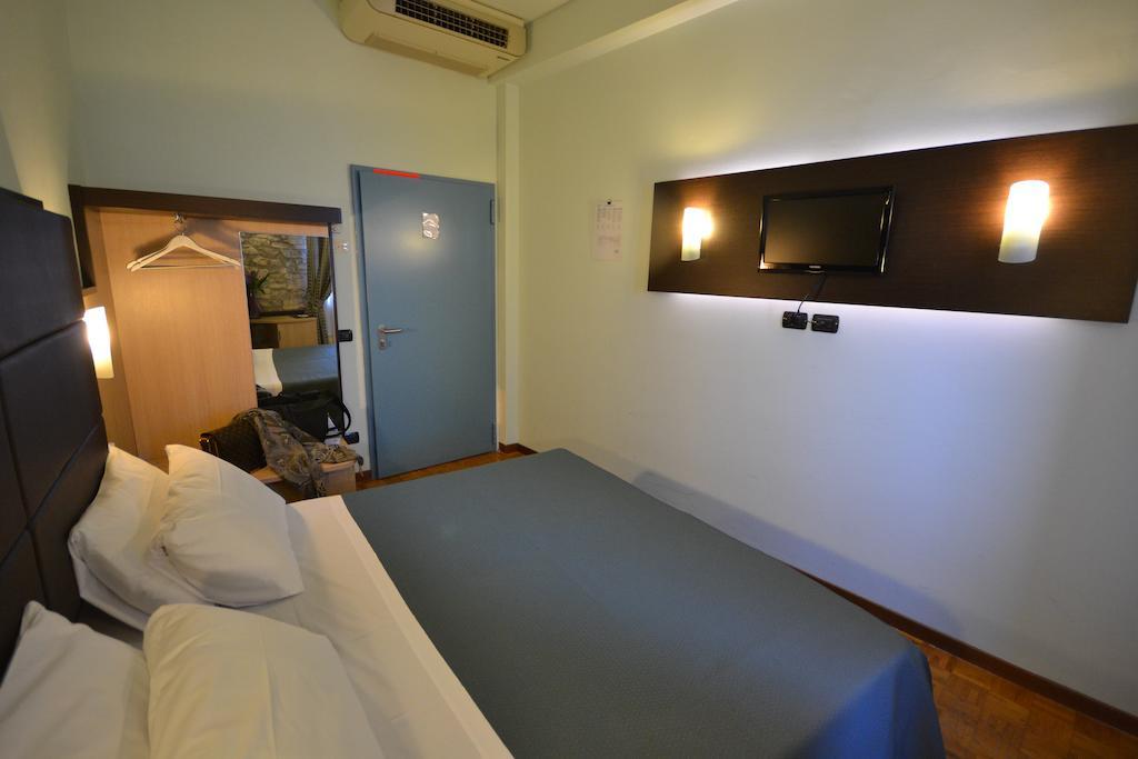 Hotel Il Castello أسيسي المظهر الخارجي الصورة